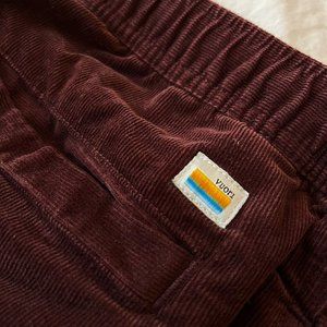 Men's Medium Vuori Corduroy Shorts